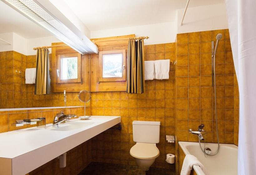 스탠다드 룸 산 전망, Chesa Surlej