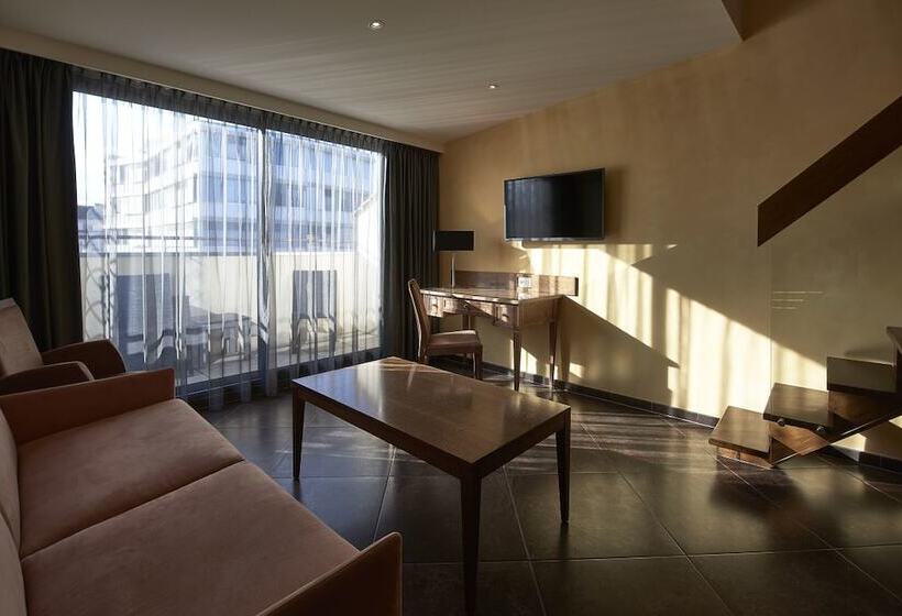 اتاق دوبلکس, D Alleves