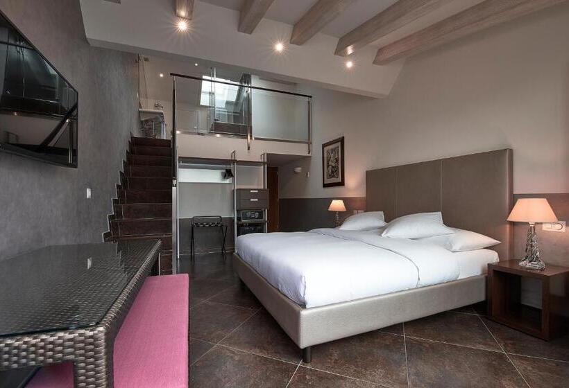 اتاق دوبلکس, D Alleves