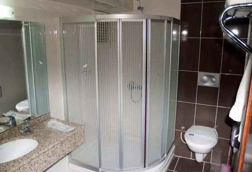 اتاق استاندارد, Grand Hotel Duman