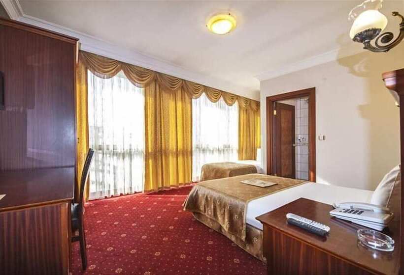 اتاق استاندارد سه نفره, Grand Eyuboglu