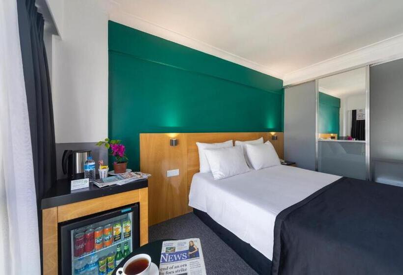 デラックスルーム, Istanbul Box Boutique