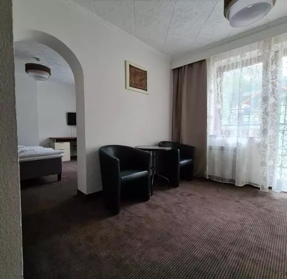 اتاق لوکس با بالکن, Kolorowa