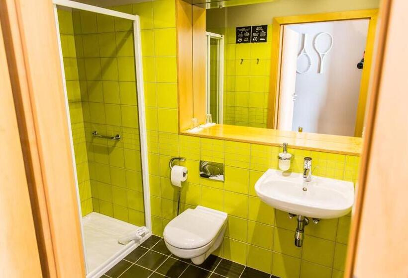 标准间, Restauracja Tenis Kortowo