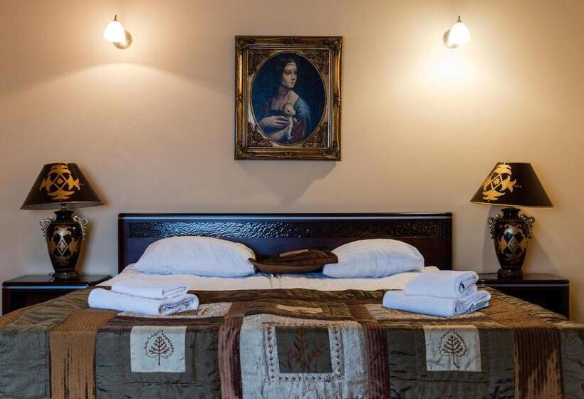 침실 1개 아파트, Marysin Dwor