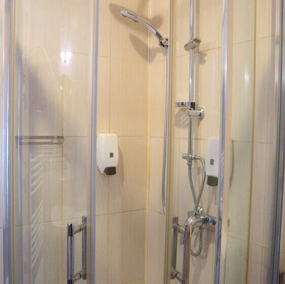 חדר סופריור, Pensiunea Andy