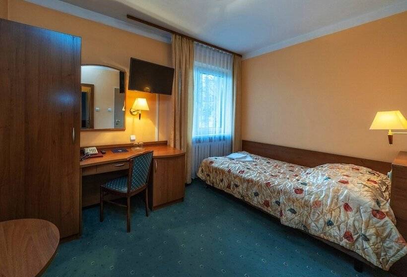 اتاق استاندارد یک نفره, Zespół Dolina Białego   Pensjonat Telimena