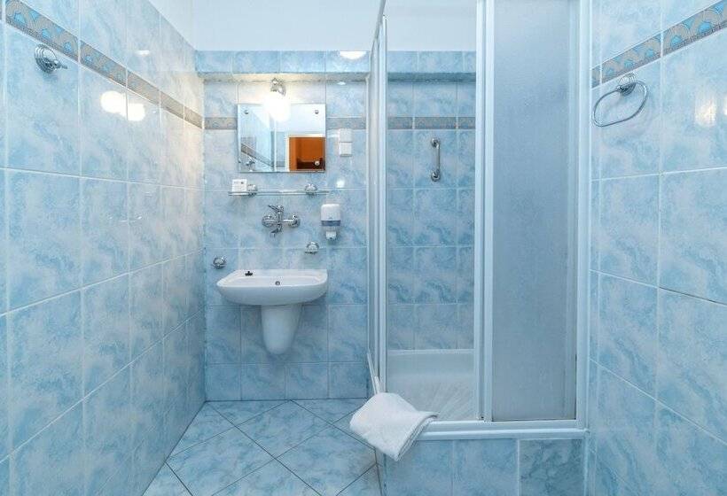 اتاق استاندارد سه نفره, Zespół Dolina Białego   Pensjonat Telimena