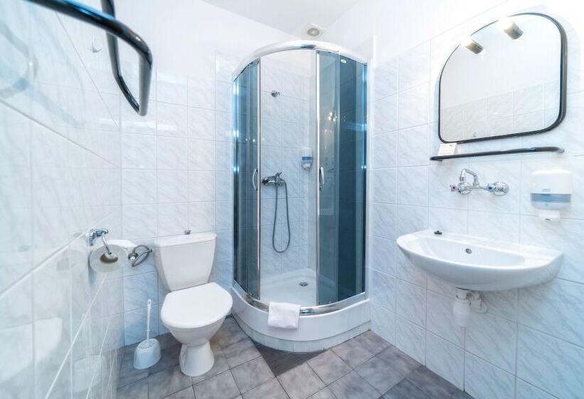 استودیوی استاندارد, Zespół Dolina Białego   Pensjonat Telimena