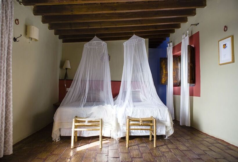 Полулюкс, La Casa Grande