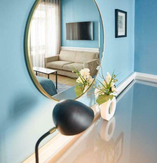 اتاق لوکس, Residencial Florescente