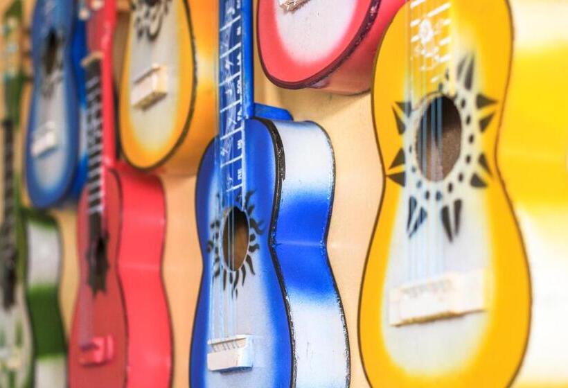 Номер Стандарт Четырехместный Совместный Санузел, Casa De Don Pablo Hostel