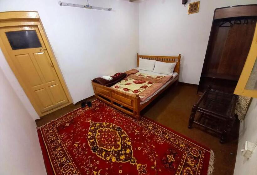 اتاق استاندارد با چشم‌انداز کوهستان, Tourist Cottage Hunza