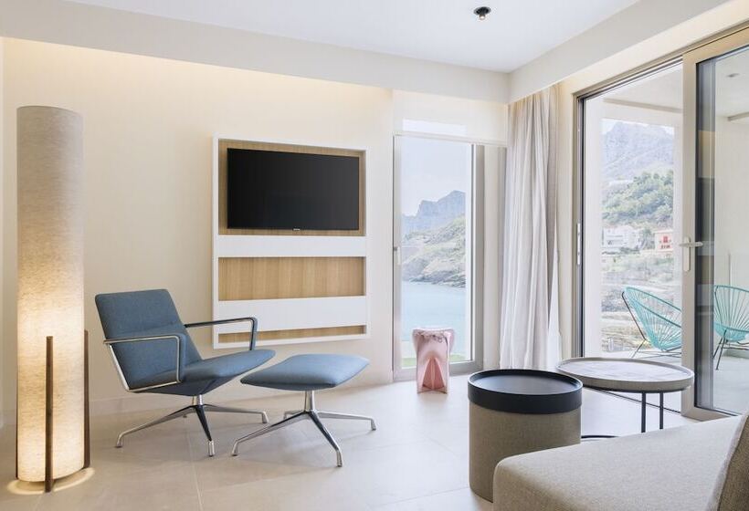 Люкс Боковой Вид на Море, El Vicenç De La Mar Adults Only Over 12