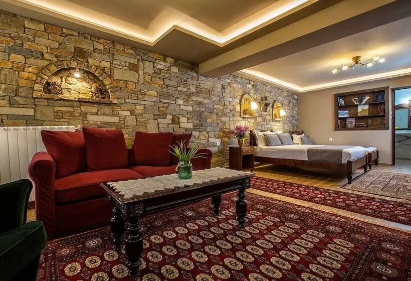ジュニアスイート, La Noi Guesthouse