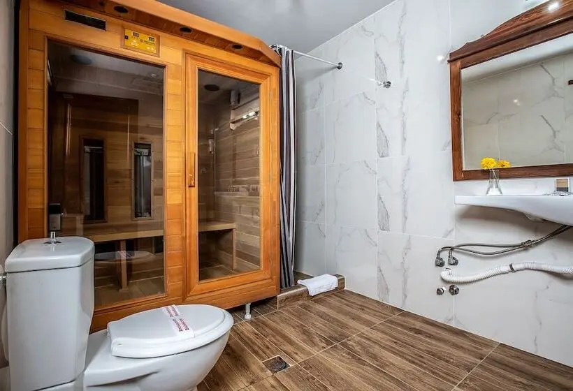 ジュニアスイート, La Noi Guesthouse