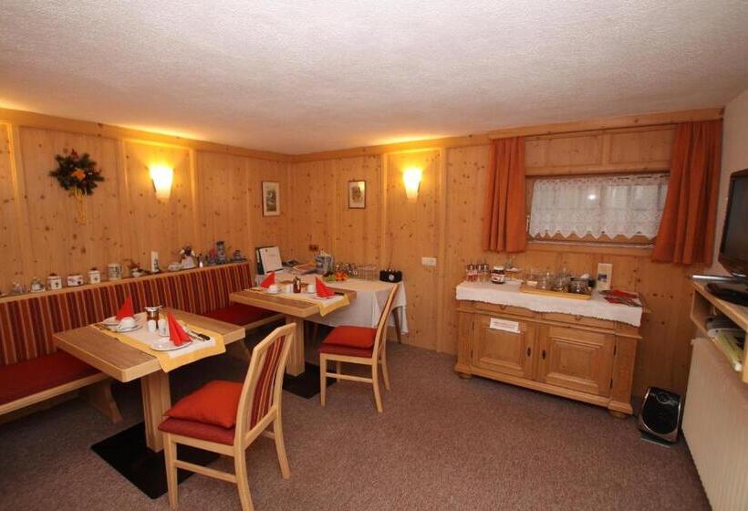 غرفة قياسية مزوَّدة بشُرفة, Haus Rosi