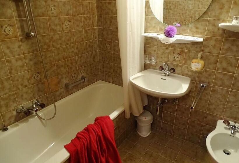 غرفة عائلية, Sportpension Christina By Piaunddirk