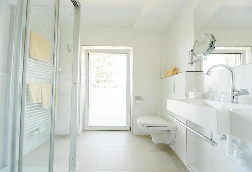 スタンダードルーム, St. Hubertushof