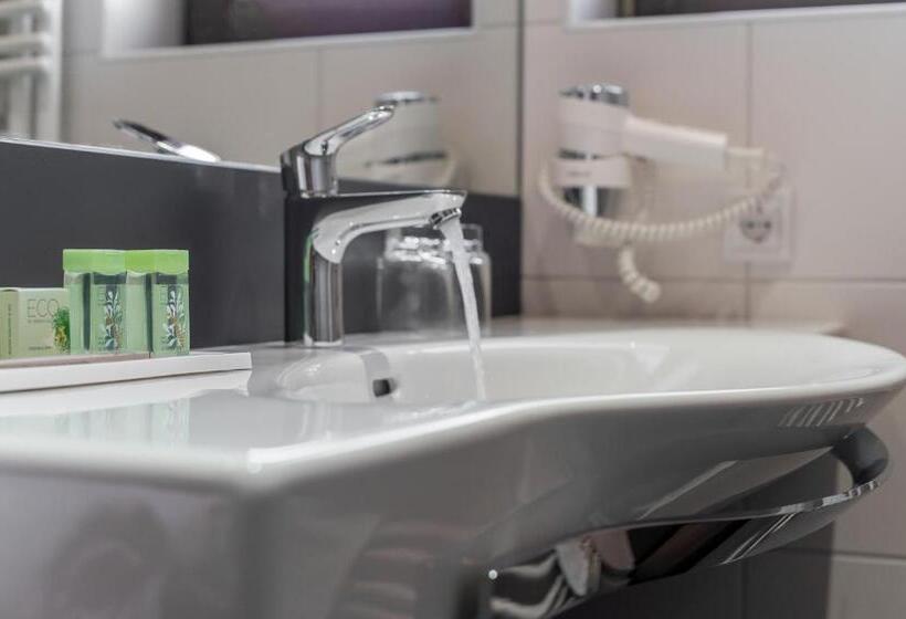 침실 1개 아파트, Garni Pirchhütt