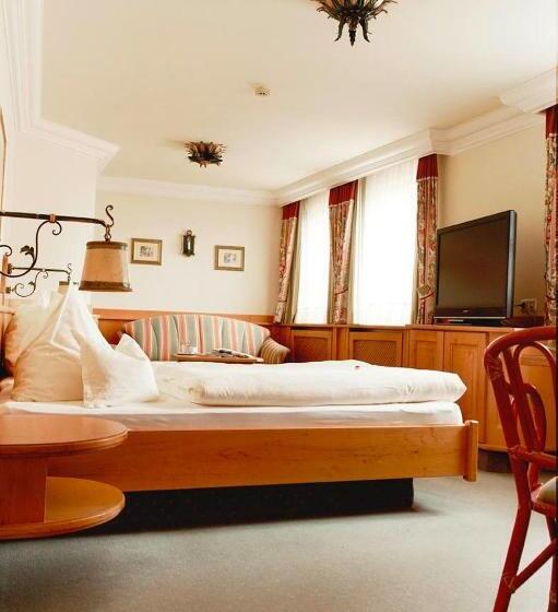 Полулюкс, Lindner