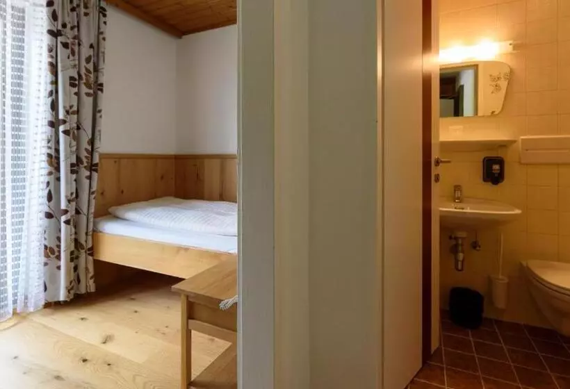 اتاق اکونومی یک تخته, Landhaus Ausswinkl
