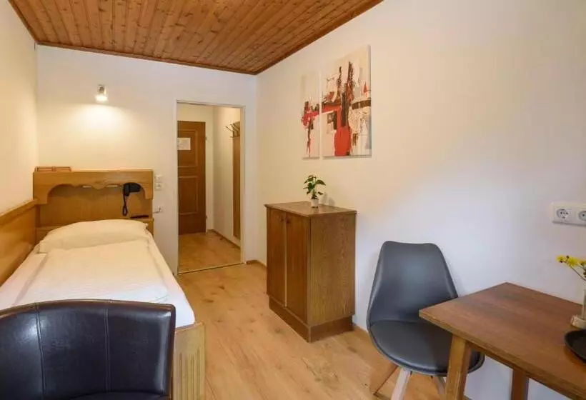 اتاق اکونومی یک تخته, Landhaus Ausswinkl