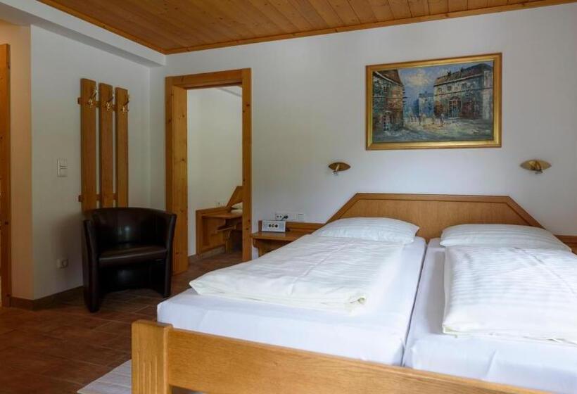 חדר משפחתי, Landhaus Ausswinkl