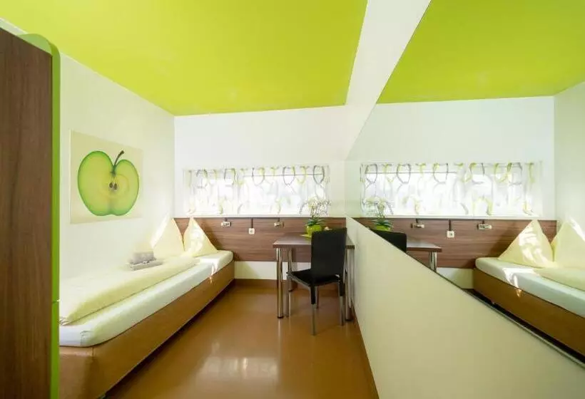 Camera Standard Individuale, Greenrooms