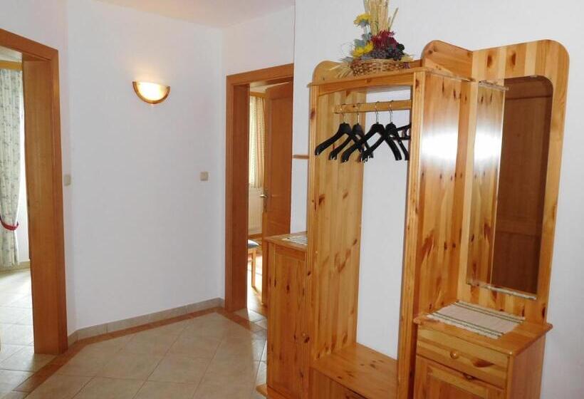 バルコニー付２ベッドルームアパートメント, Urlaub Am Bauernhof Blamauer Köhr