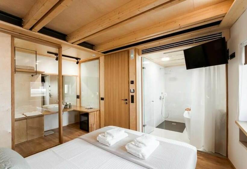 디럭스 스위트, Thallos The Boutique