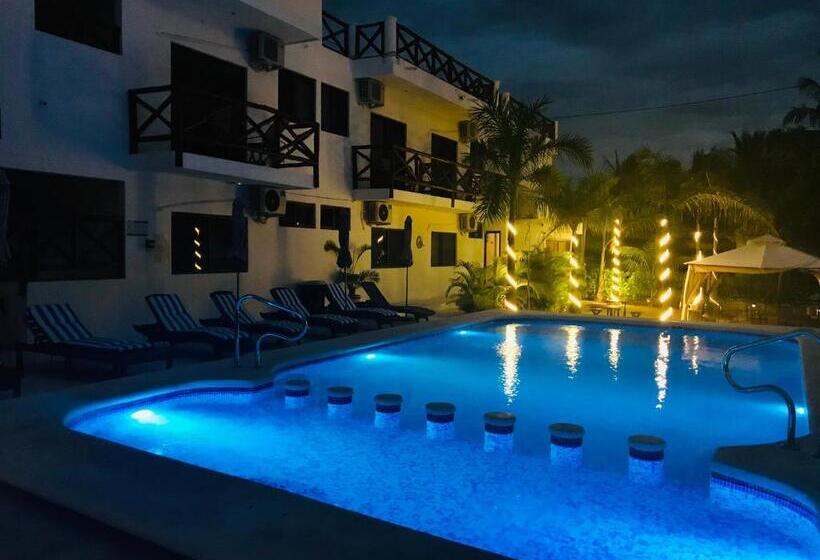 اتاق لوکس با تخت بزرگ, Villas Palmar Holbox
