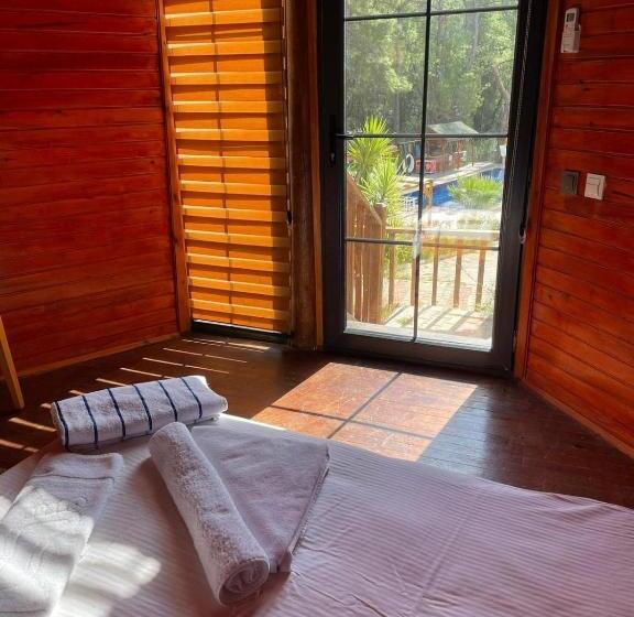 اتاق استاندارد اینتریور, Babylontown