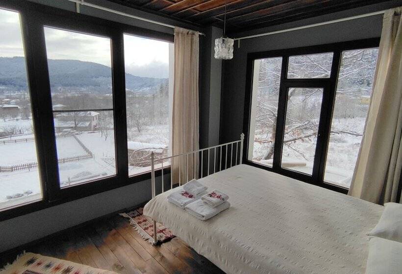 غرفة دوبلكس, Torrhebia Dag Evi