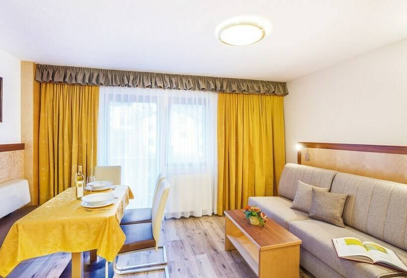 침실 1개 아파트, Aliona Apart