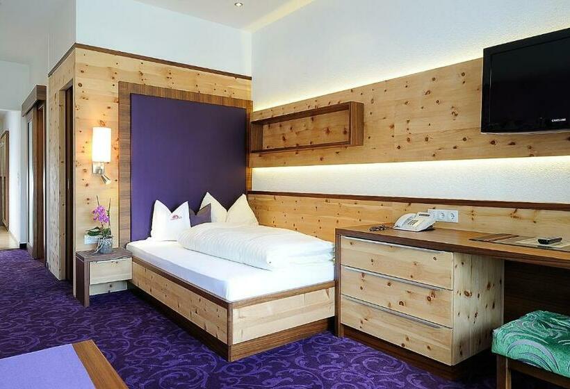 Номер Superior Одноместный, Alpenhotel Ischglerhof