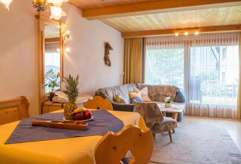 ２ベッドルームアパートメント, Appartementanlage Kerber