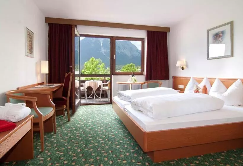 バルコニー付きスタンダードルーム, Design Apartments & Zimmer Zugspitze