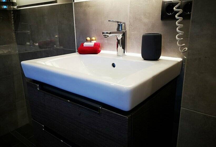 غرفة قياسية مزوَّدة بشُرفة, Aschauer Hof Z Fritzn