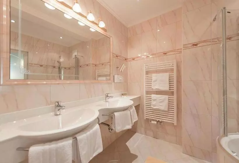 Suite, Dornauhof