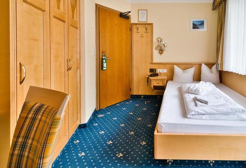 חדר סטנדרט יחיד, Eberl