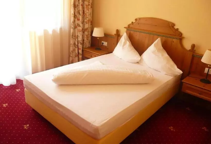 Deluxe Yhden Hengen Huone, Gasthof Brücke