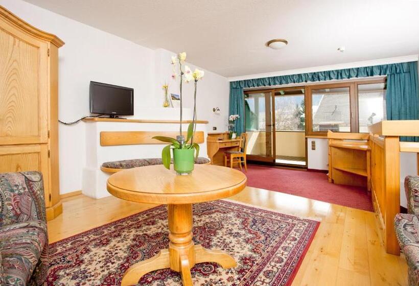 Люкс Дюплекс, Kirchenwirt