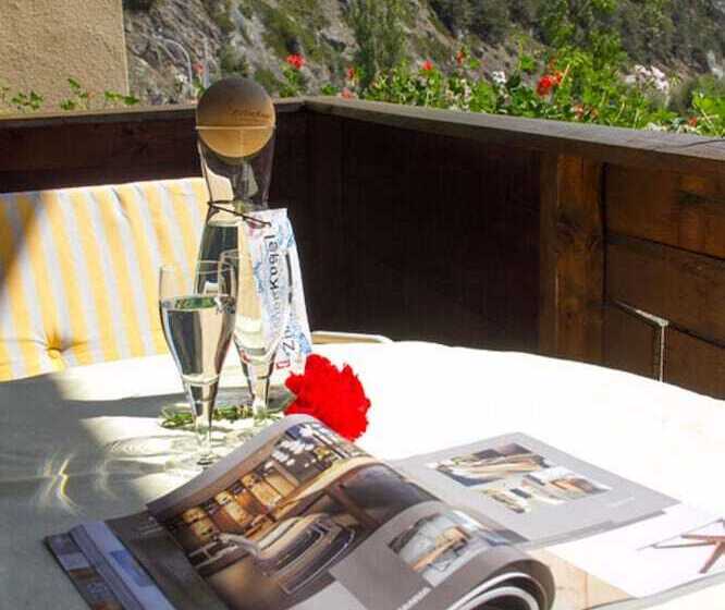 חדר סטנדרט, Kreuz