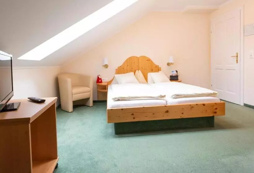اتاق استاندارد, Landhotel Pacher