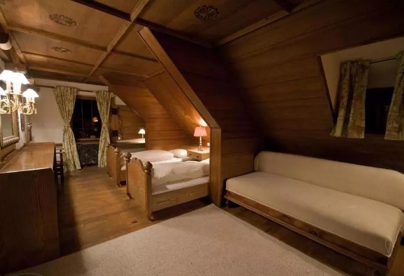 Superior Room, Schloss Münichau