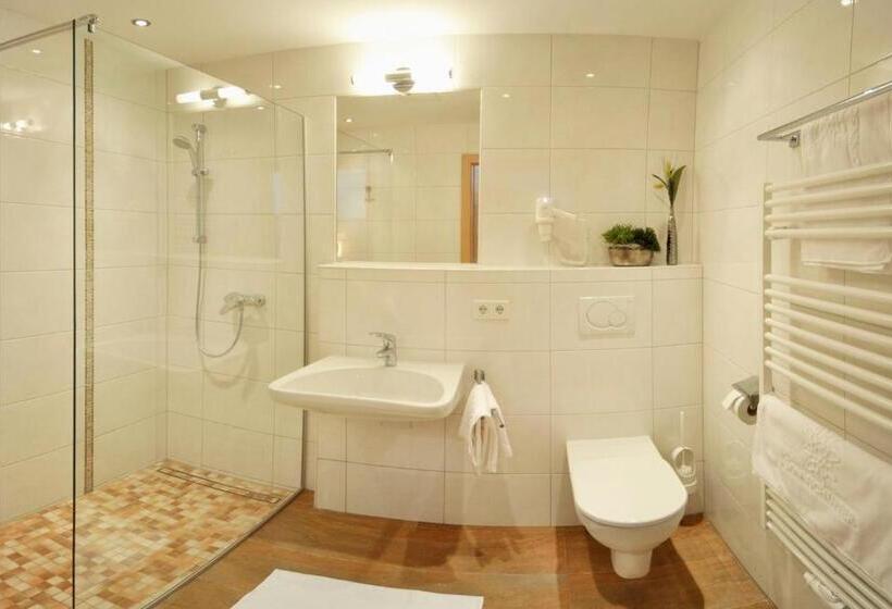 豪华家庭房间, Sonnschupfer