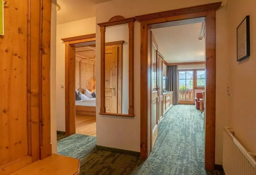 バルコニー付きジュニアスイート, Zugspitz Resort