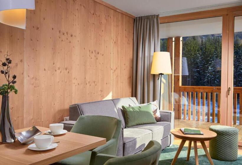 جناح مزوَّد بشرفة, Zugspitz Resort