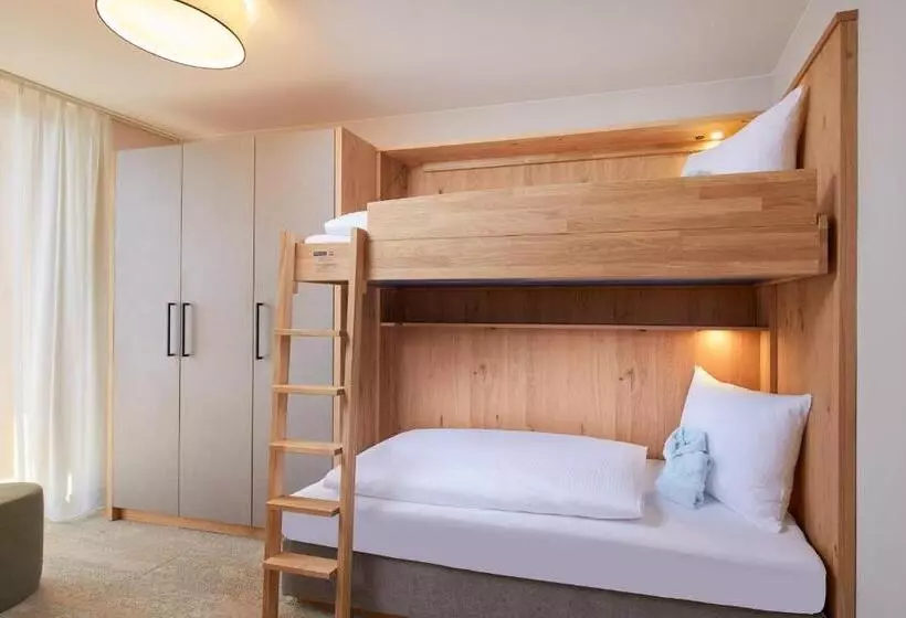 スイート（家族用）, Zugspitz Resort